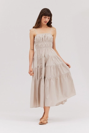 MORGAN TIERED MIDI DRESS Simple Bow Basic Fashion