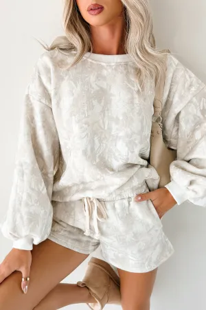 LongSleeve Chic Sweater Sneaking Suspicions Papermoon Crewneck & Shorts Set (Camo)