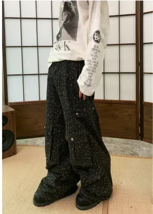 Multi-pocket wide-leg cargo pants