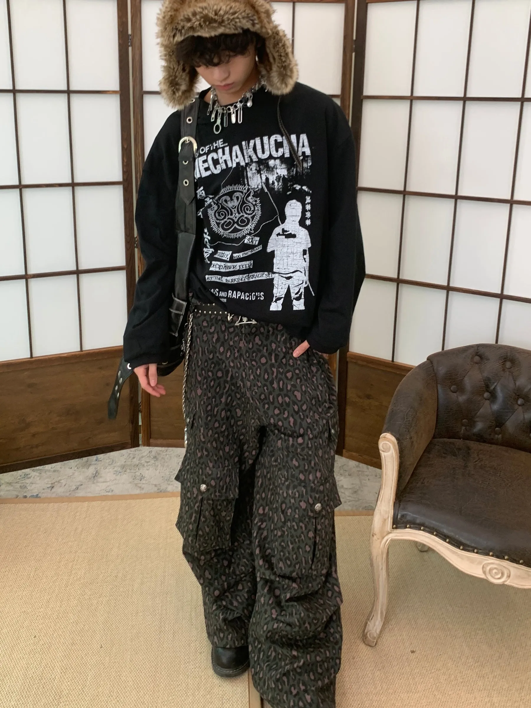 Multi-pocket wide-leg cargo pants