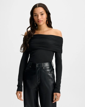 Ribbed Hemline Chaiya Off-The-Shoulder Top Black
