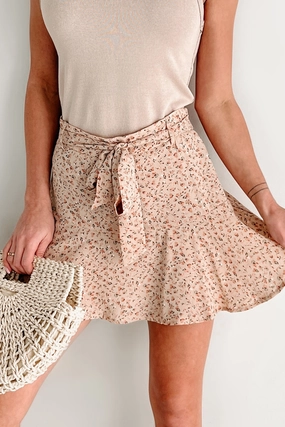 Cozy Vibe Daytime Look Natures Embrace Floral Print Mini Skirt (Taupe)