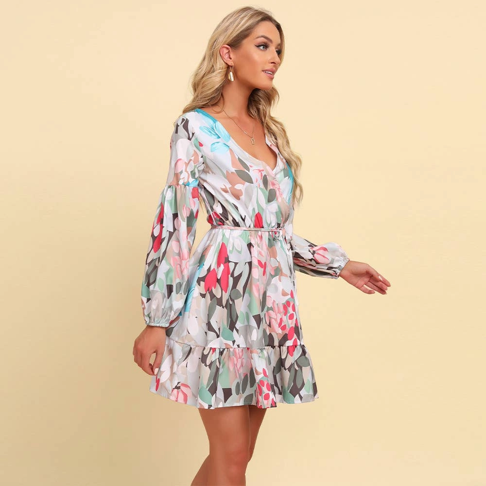Flattering Shape Wear BOHO STYLE V-NECK PRINT LACE-UP LONG-SLEEVED DRESS_CWDSD4304