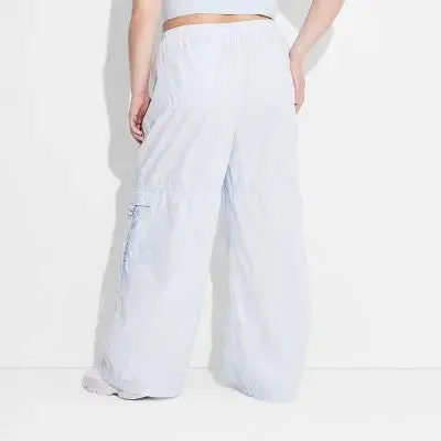 New - Wild Fable Women's Plus Mid Rise Wide Leg Relaxed Full Cargo Pants Lightweight