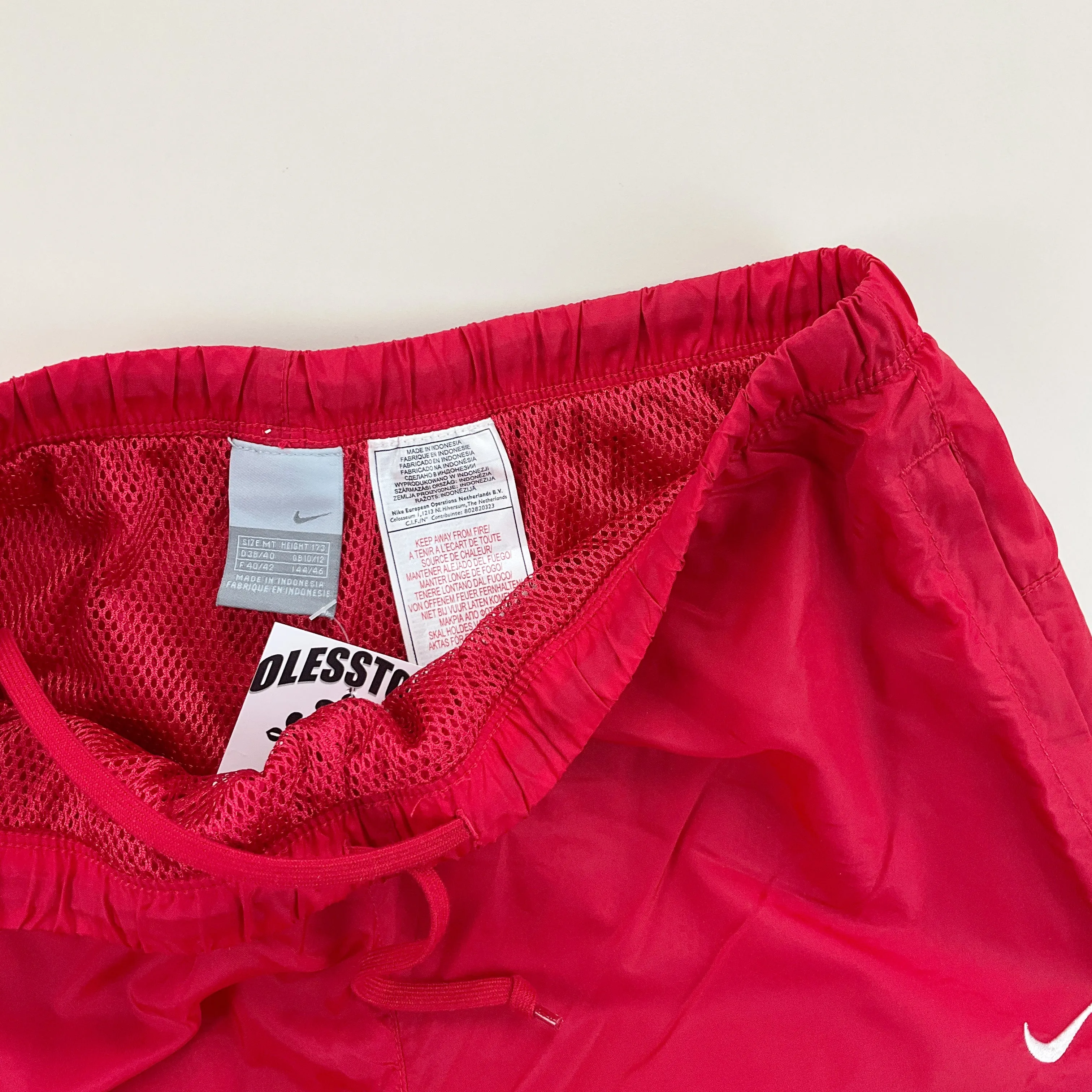 Nike 00s Waterproof Track Pants - Medium