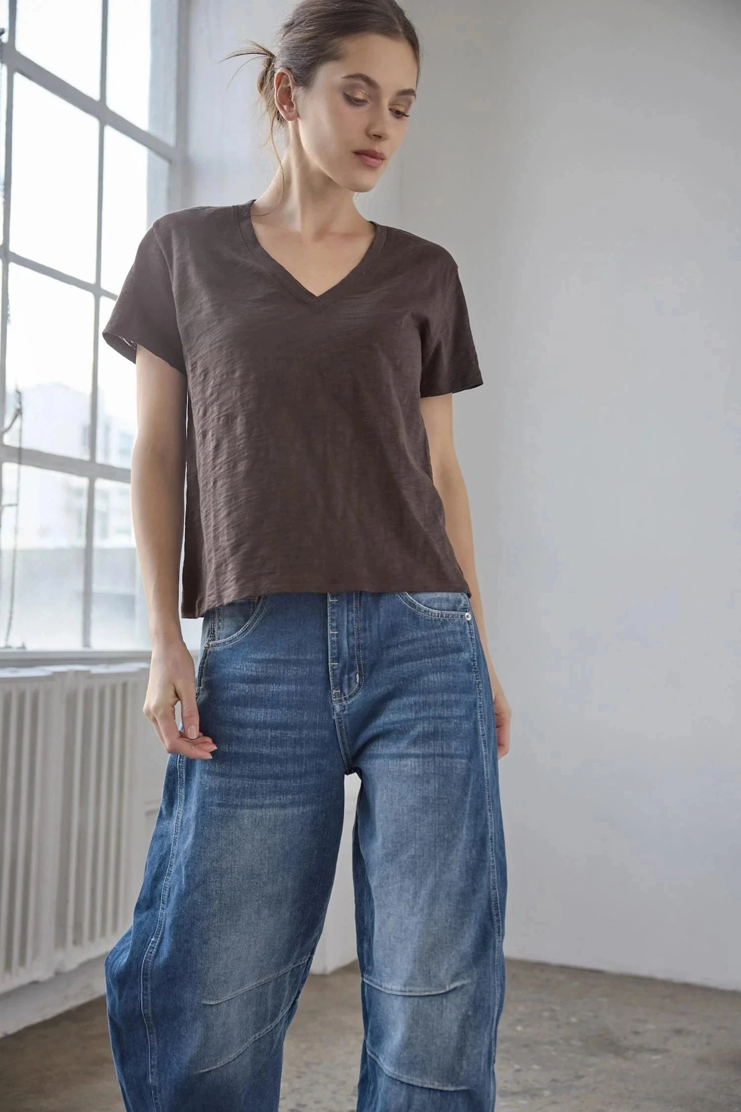 Cozy Sweatshirt Short Sleeve Back Seam V-Neck Espresso