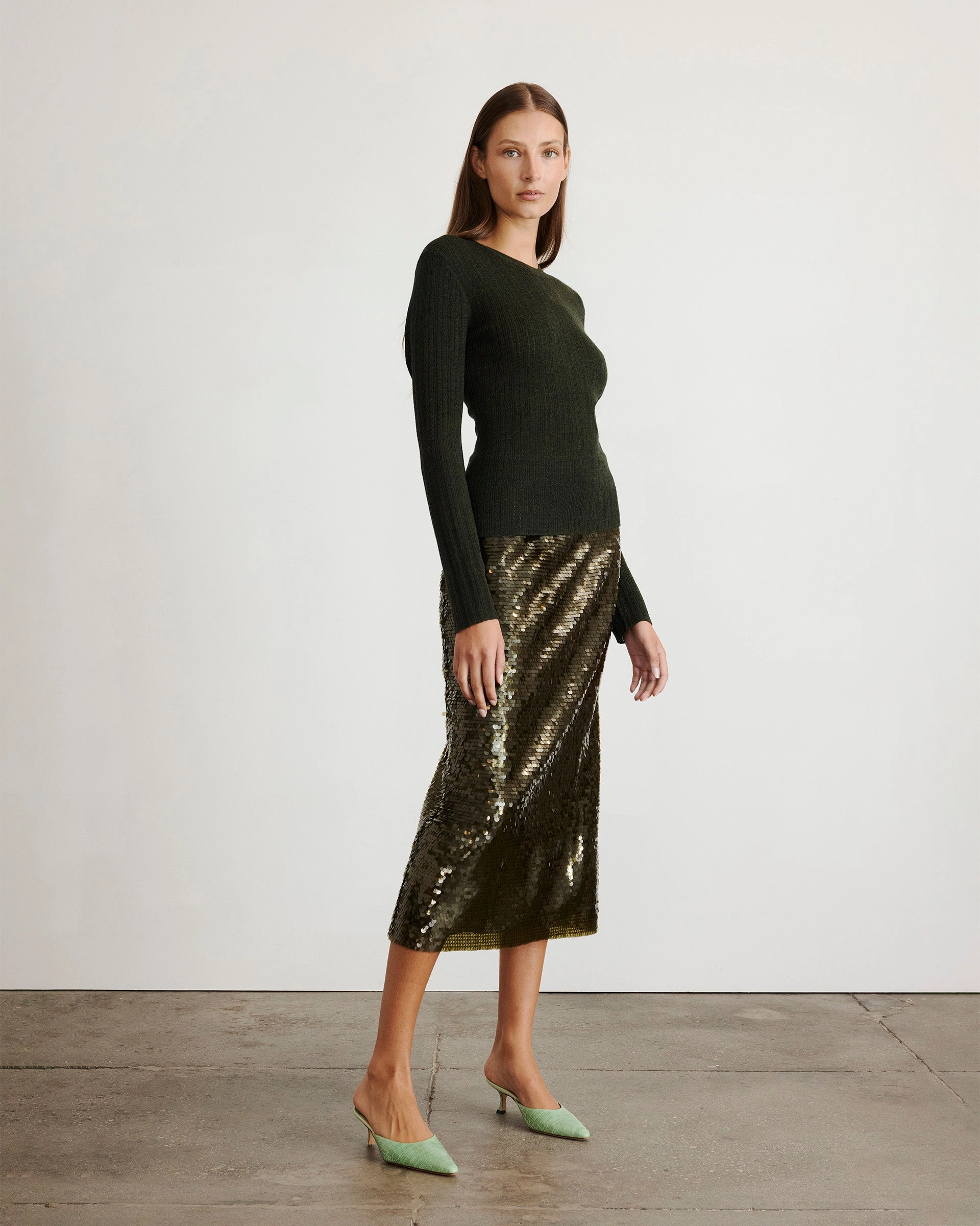 TemperatureRegulating Drop Shoulder Silhouette Crew Neck Kayden Knit