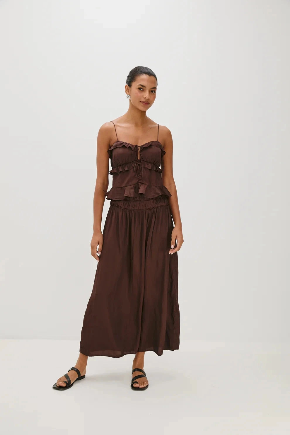 Ortona Tank Espresso Minimalist Stitching Trendy Shirt