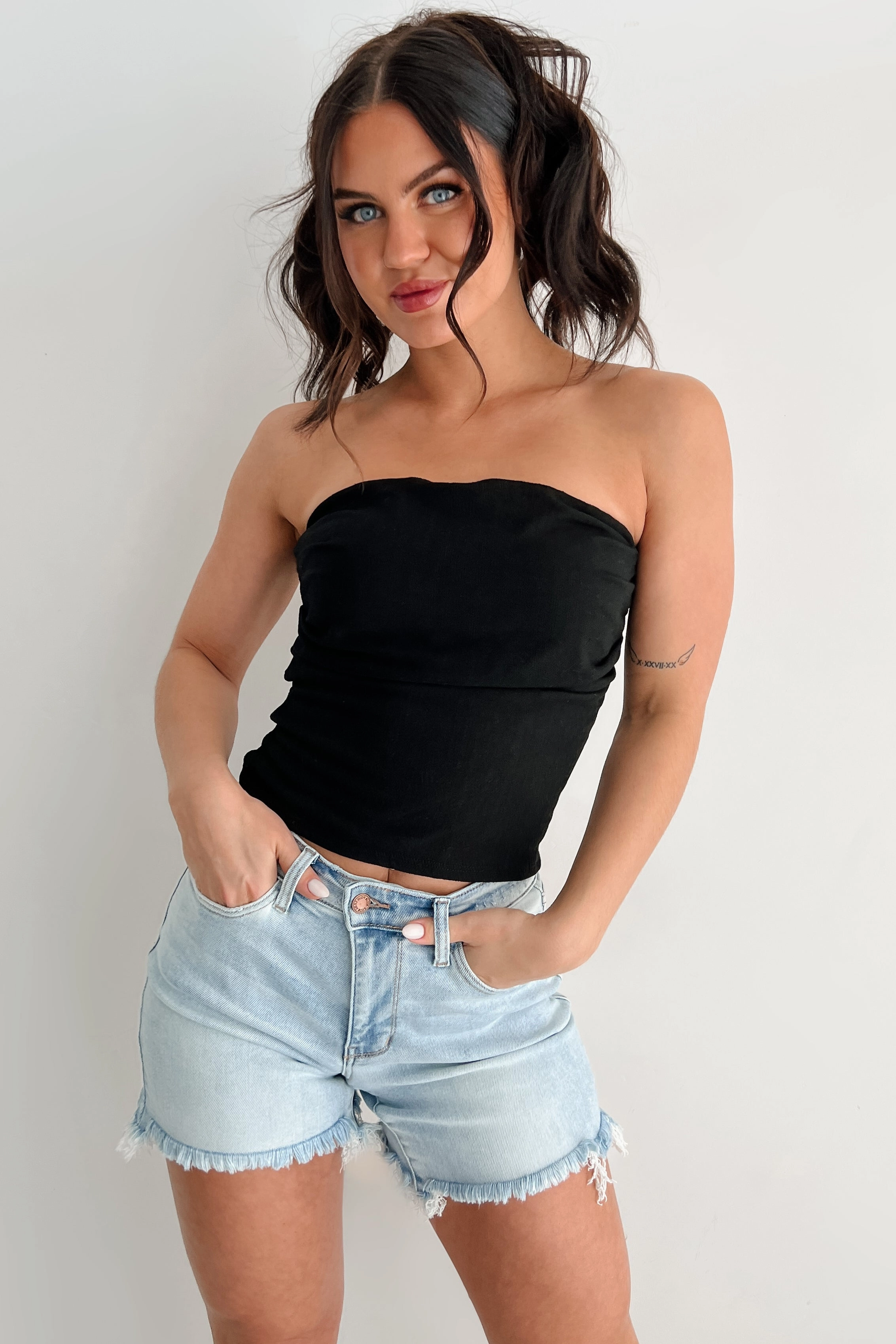 Peaceful Heart Linen Tube Top (Black) OdorResistantTechnology