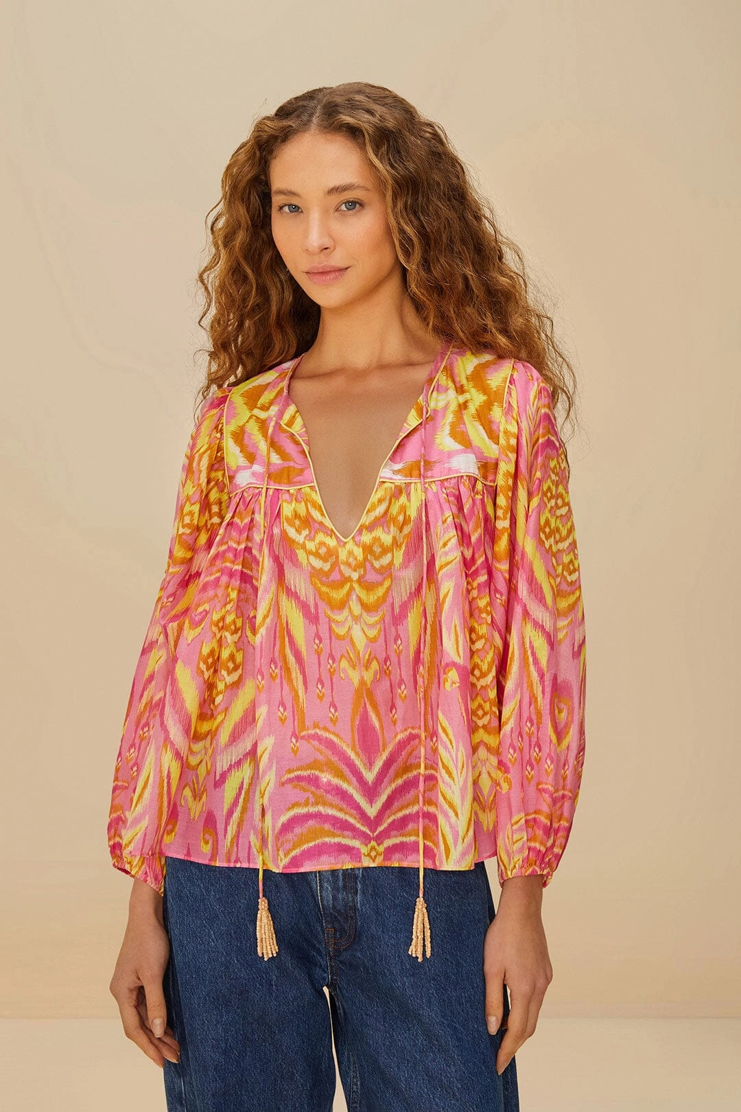 Layered Collar Structure UltraSoftInterior Pineapple Tapestry Blouse Pink