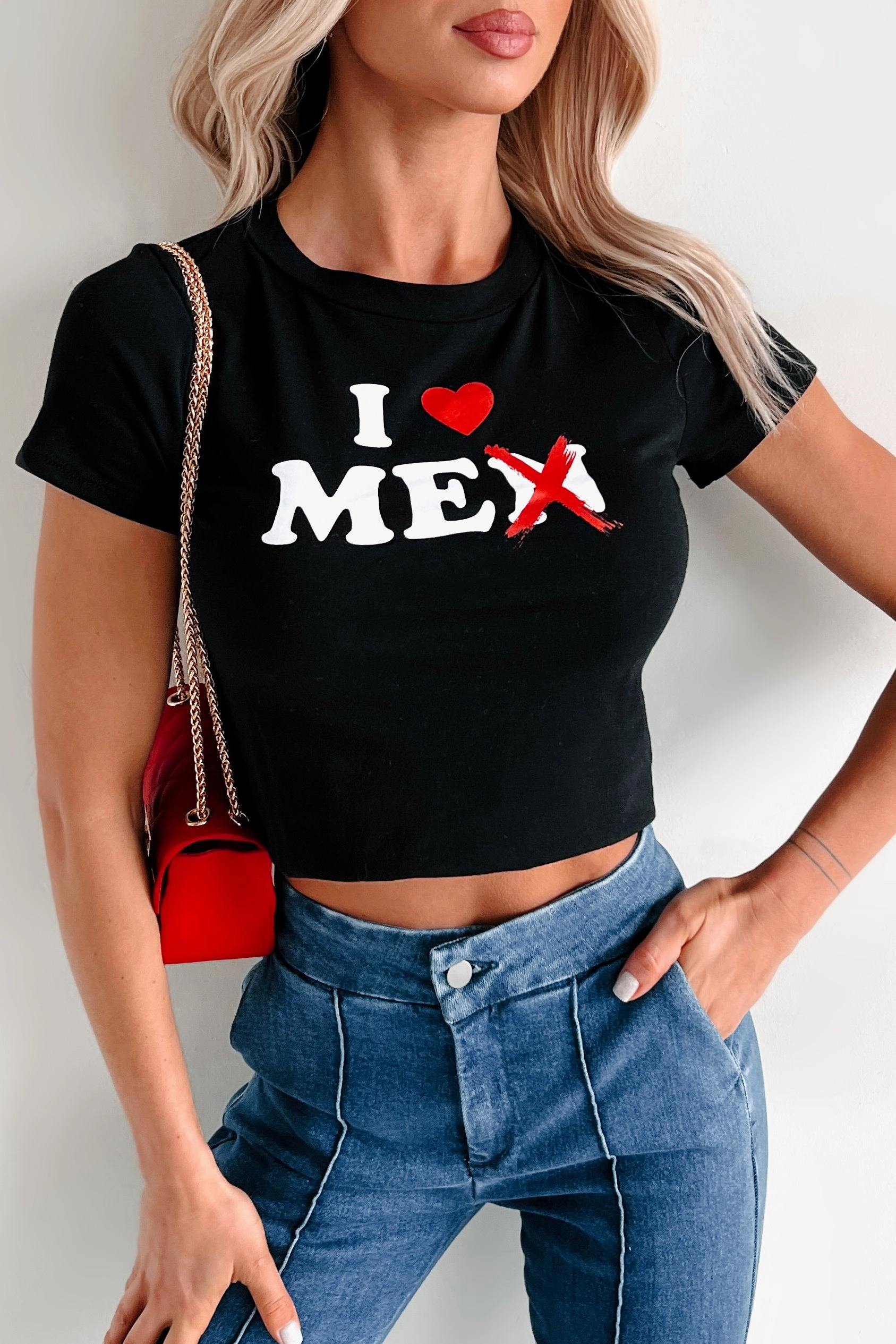 "I Love Me" Graphic Tee (Black) V-neck Shirt