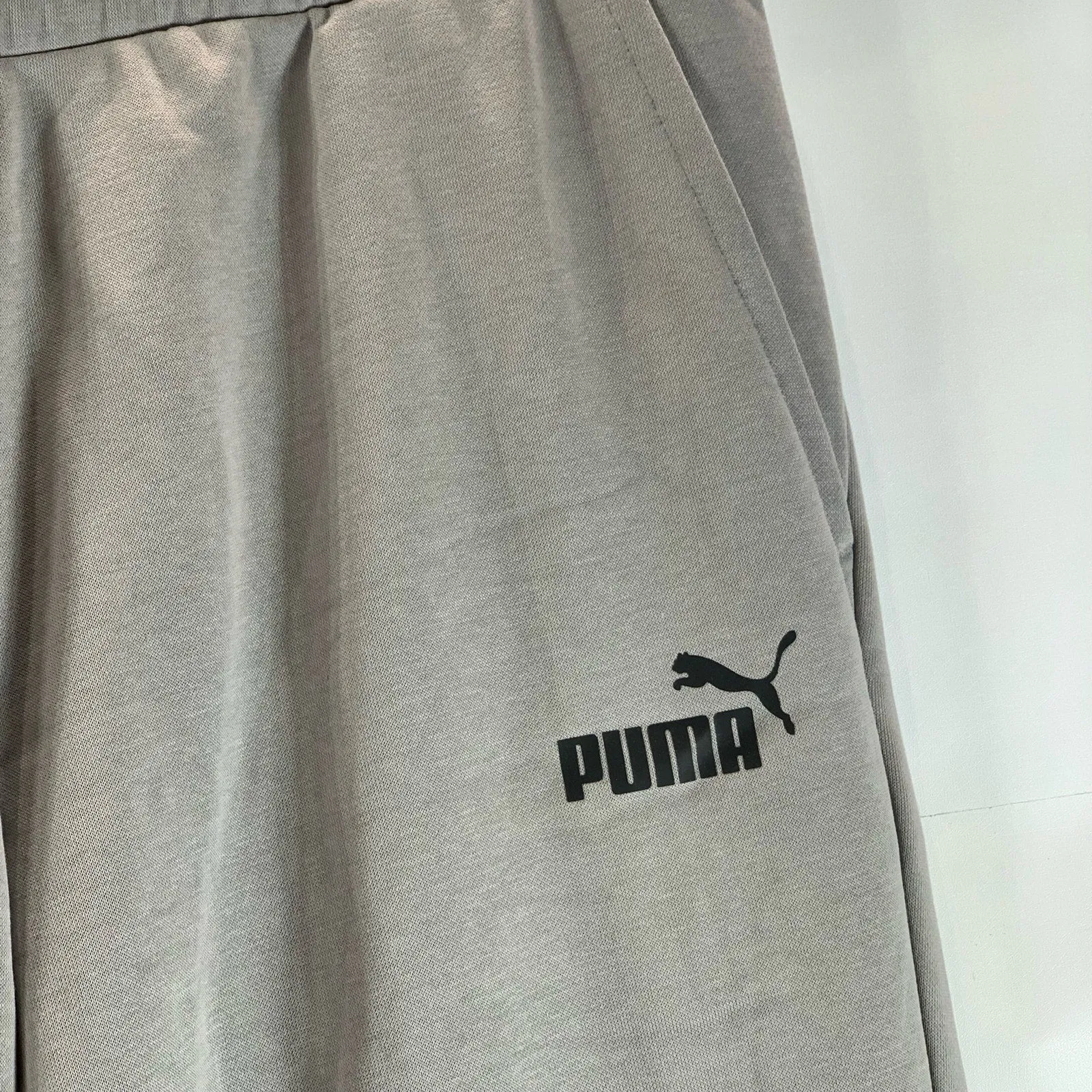 PUMA Men's Concrete Gray Essential Logo Fleece Pull-On Sweatpants SZ XL