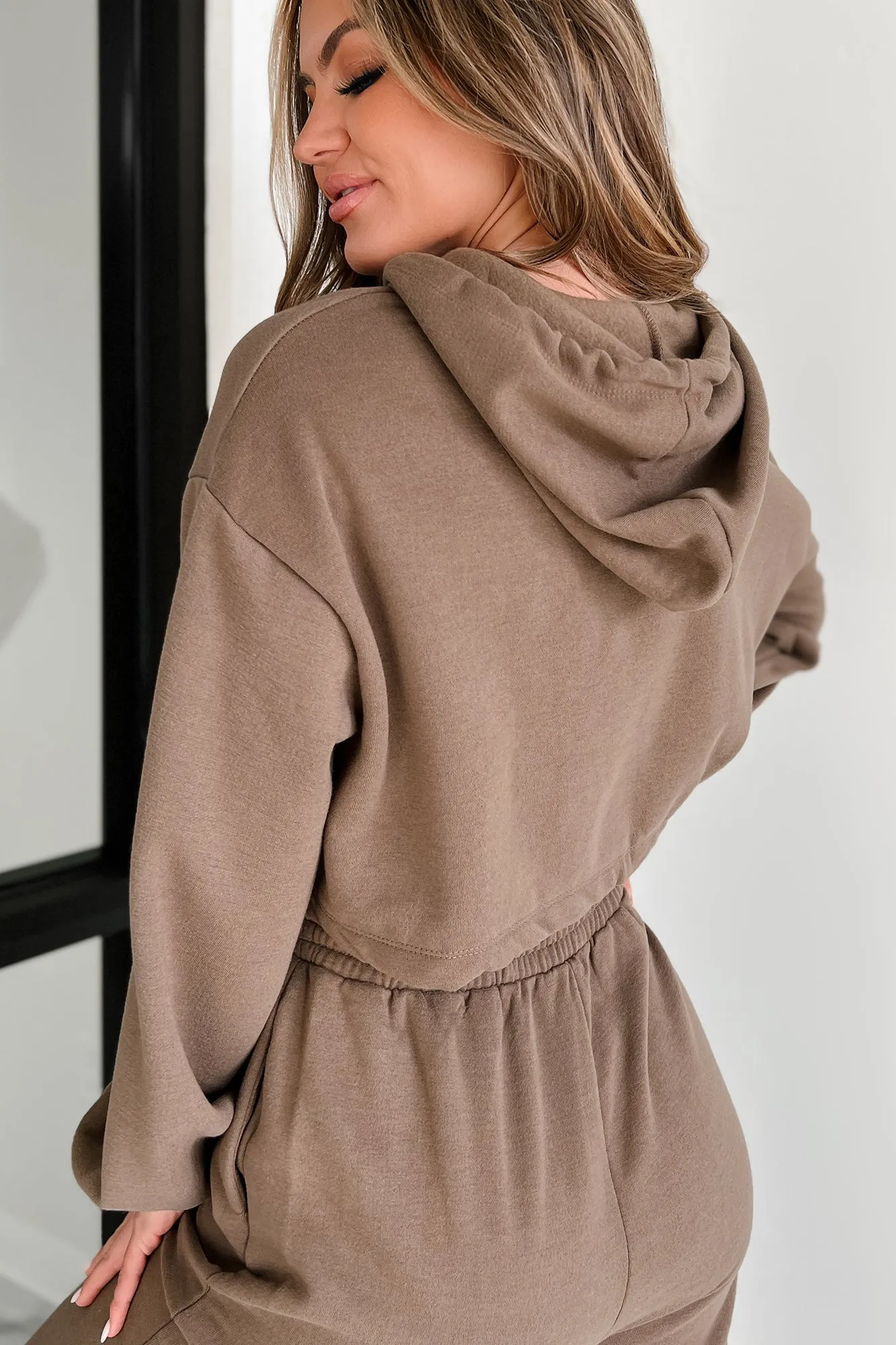 Putting Life On Hold Fleece Two-Piece Jogger Set (Mocha)