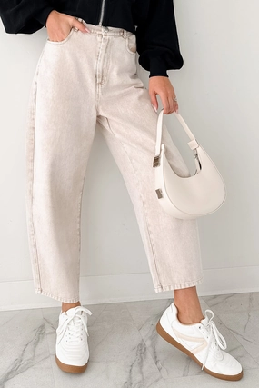 Side zipper Soft Support Calloway High Rise Barrel Jeans (Washed Ecru)
