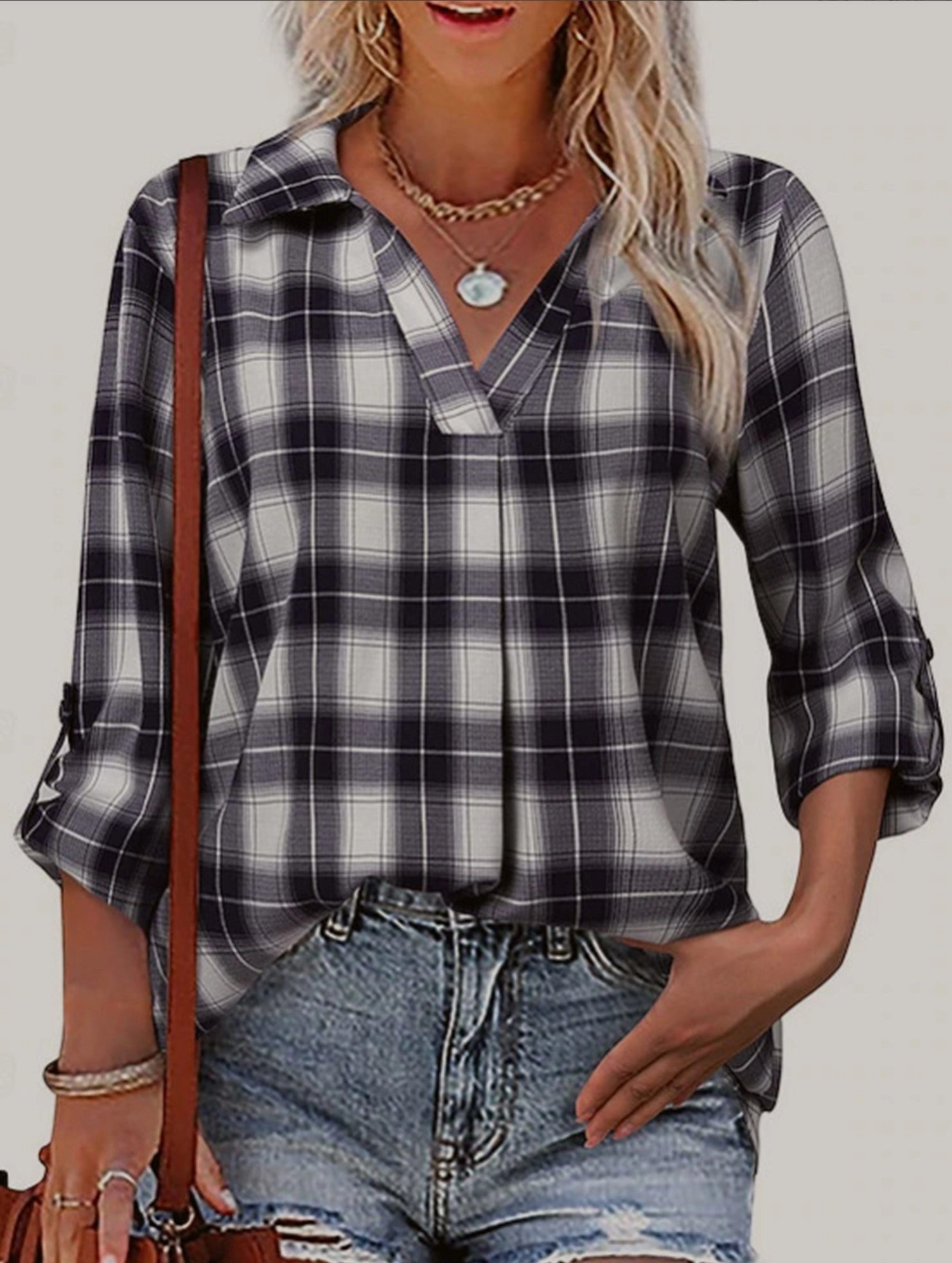 Pocket Reinforcement AntiFade Treatment V-neck lapel loose-fitting women's plaid shirt