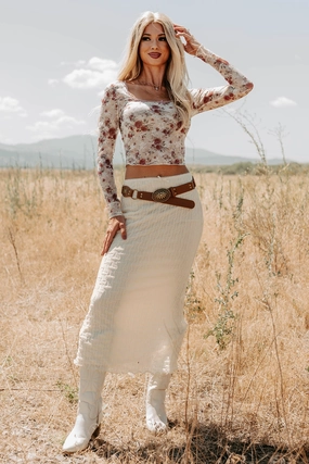 Autumn Stroll Tea length Polished Ease Textured Lace Maxi Skirt (Ivory)