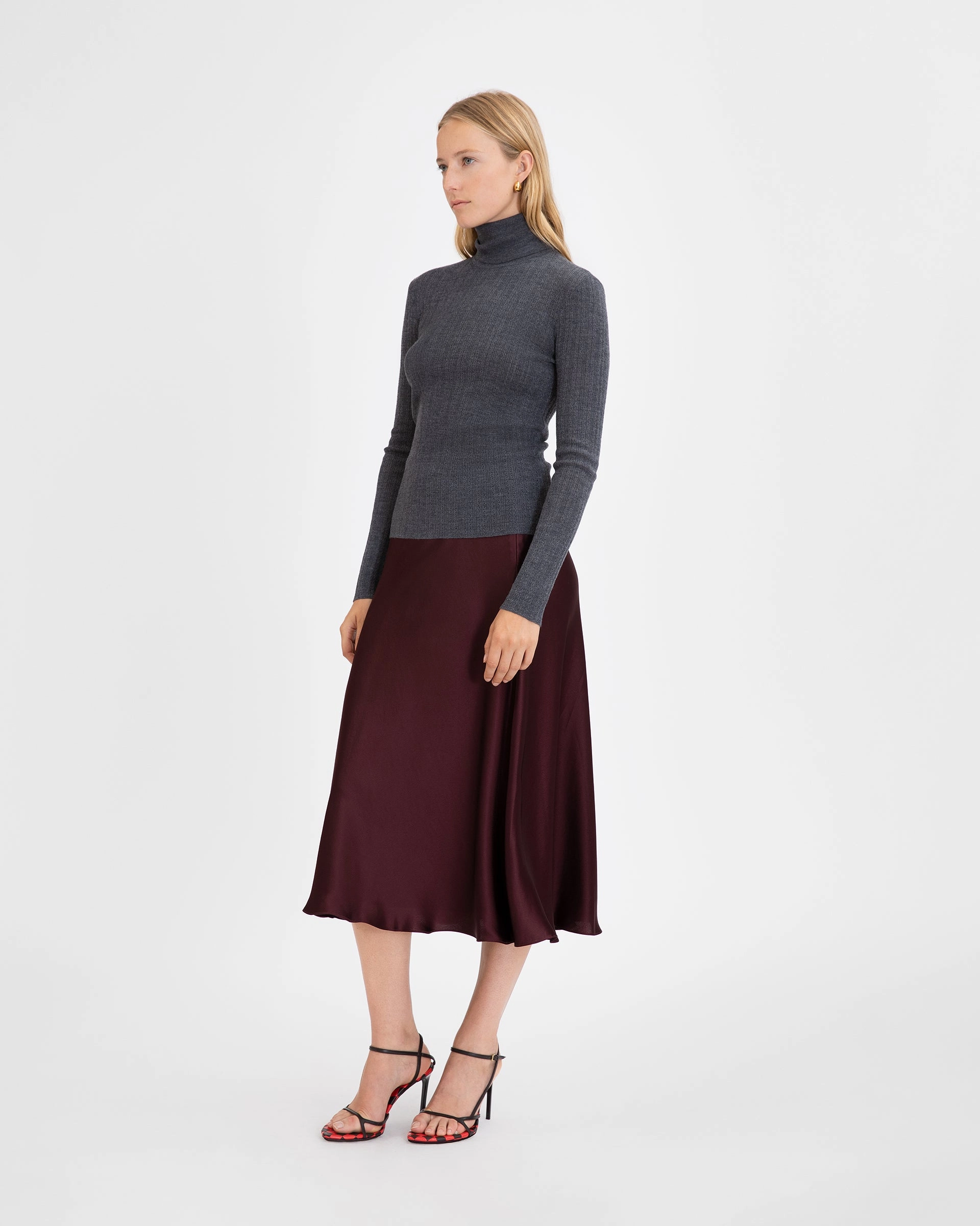 Beth Skirt Odor Resistant