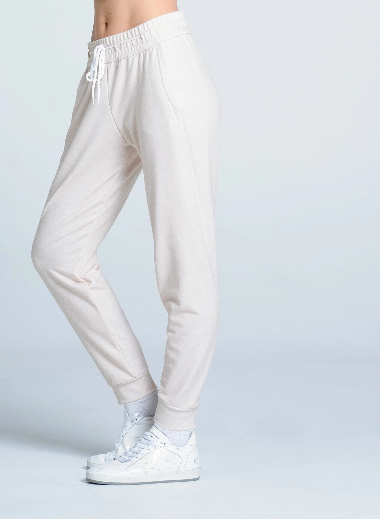 Gemstone-Detail Chic Waistband Design Renew Heather Jogger Cozy Attires