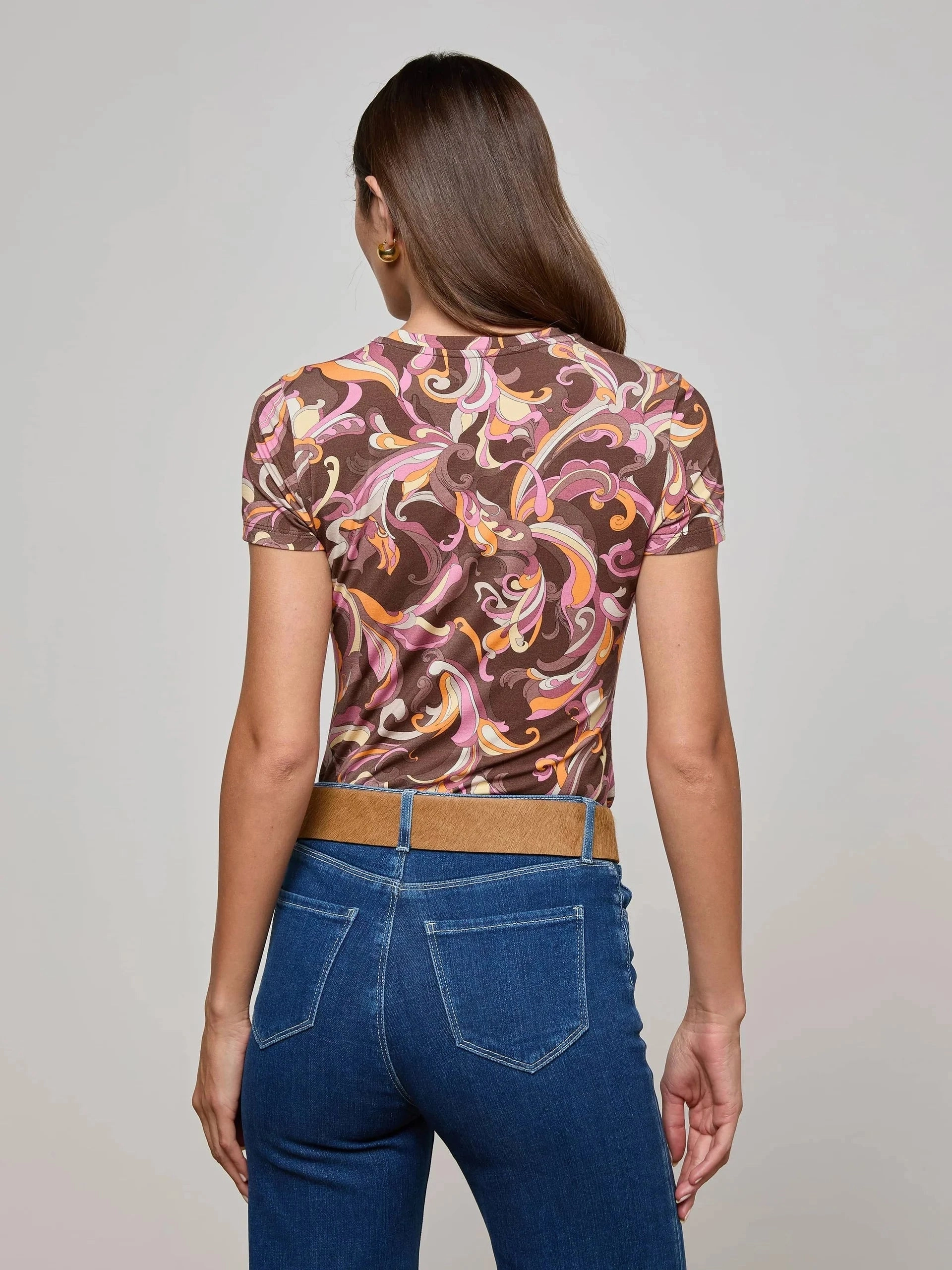 Ressi Fitted Tee Brown/ Pink Abstract Paisley Flexible Hemline Stretchable Blend
