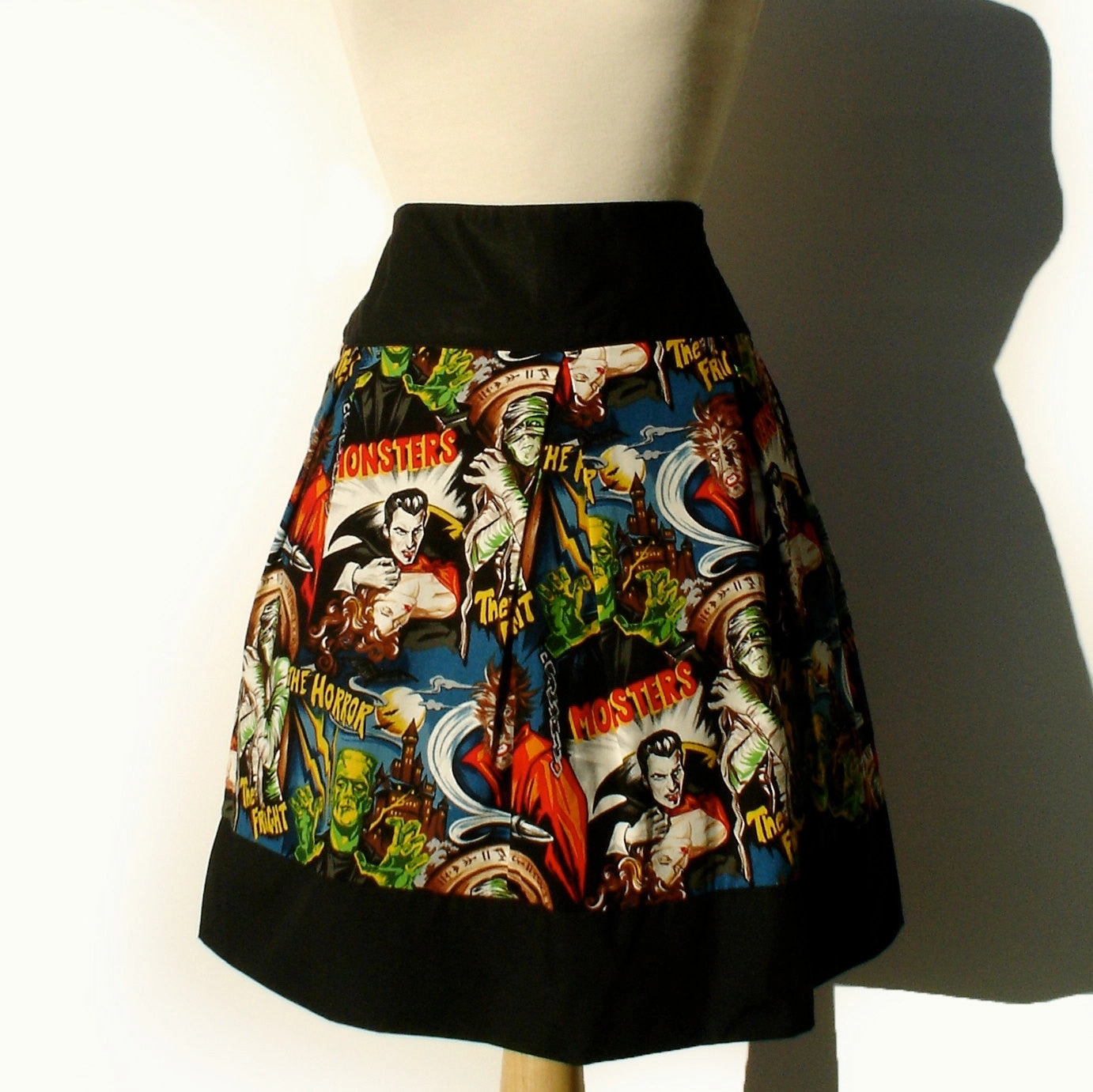 All Day Look Retro Horror Movie Hollywood Monsters Vintage Inspired Skirt #S-RS712