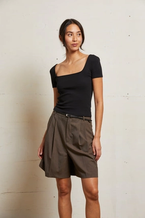Slim Fit Design Wrinkle Resistant Treatment CHLOE LUX RIB SQ NECK CROP TOP