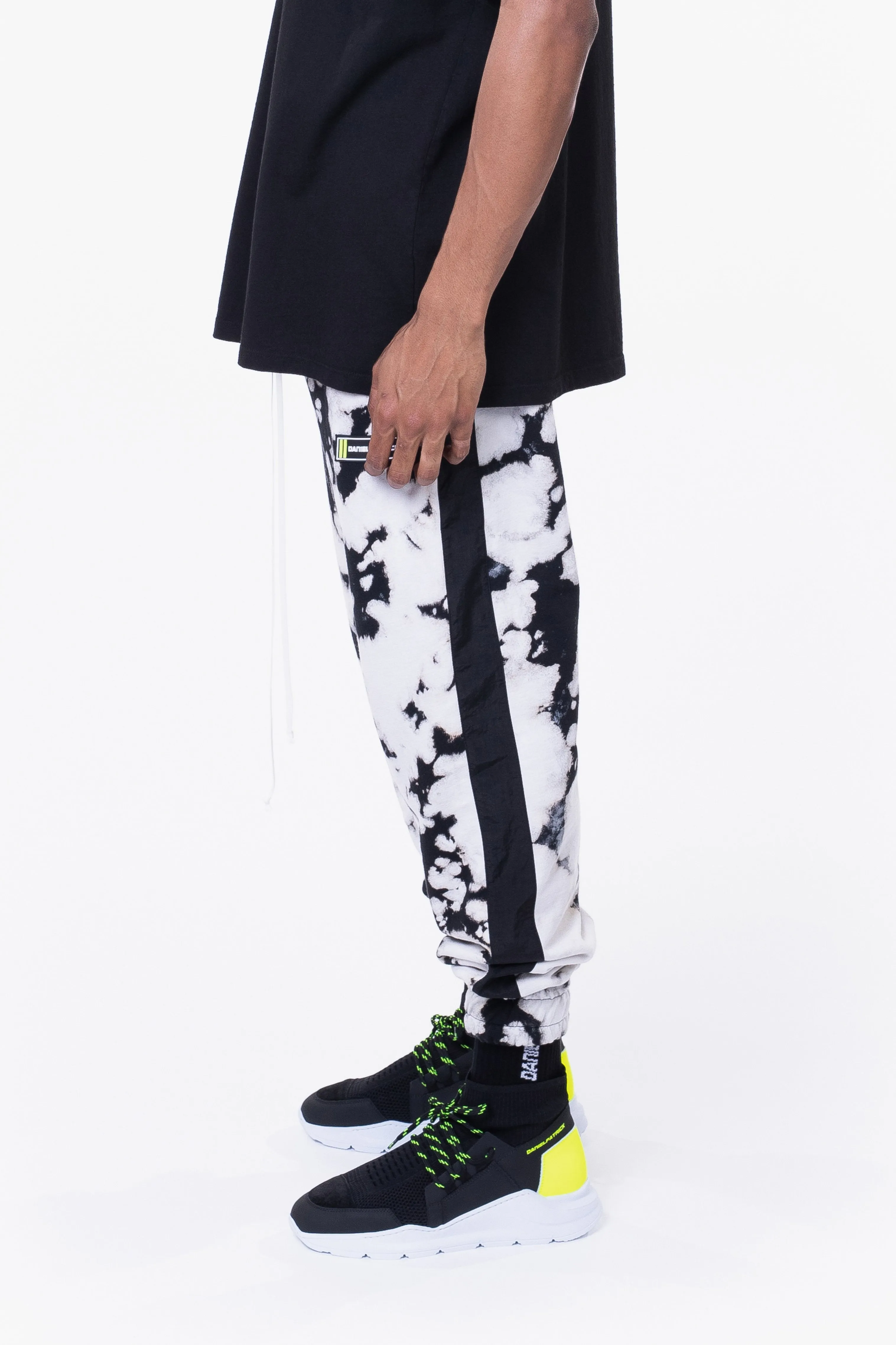 roaming track pant ii / white acid   black