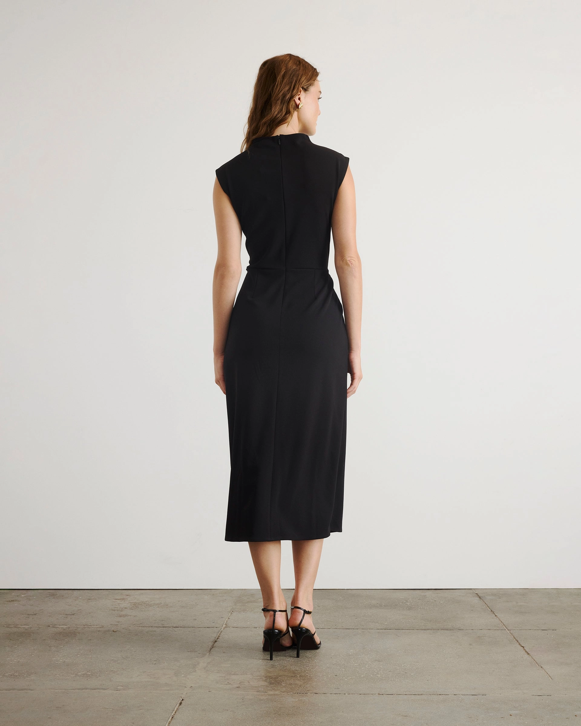 Versatile Layer Modern Waistband Robinella Dress