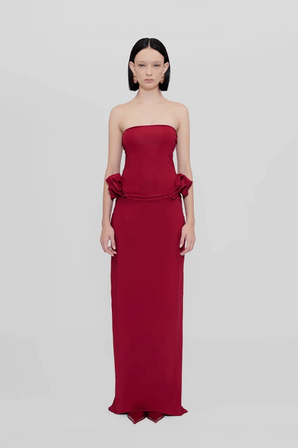 Calliope Carmesi Modern Staple Must-have