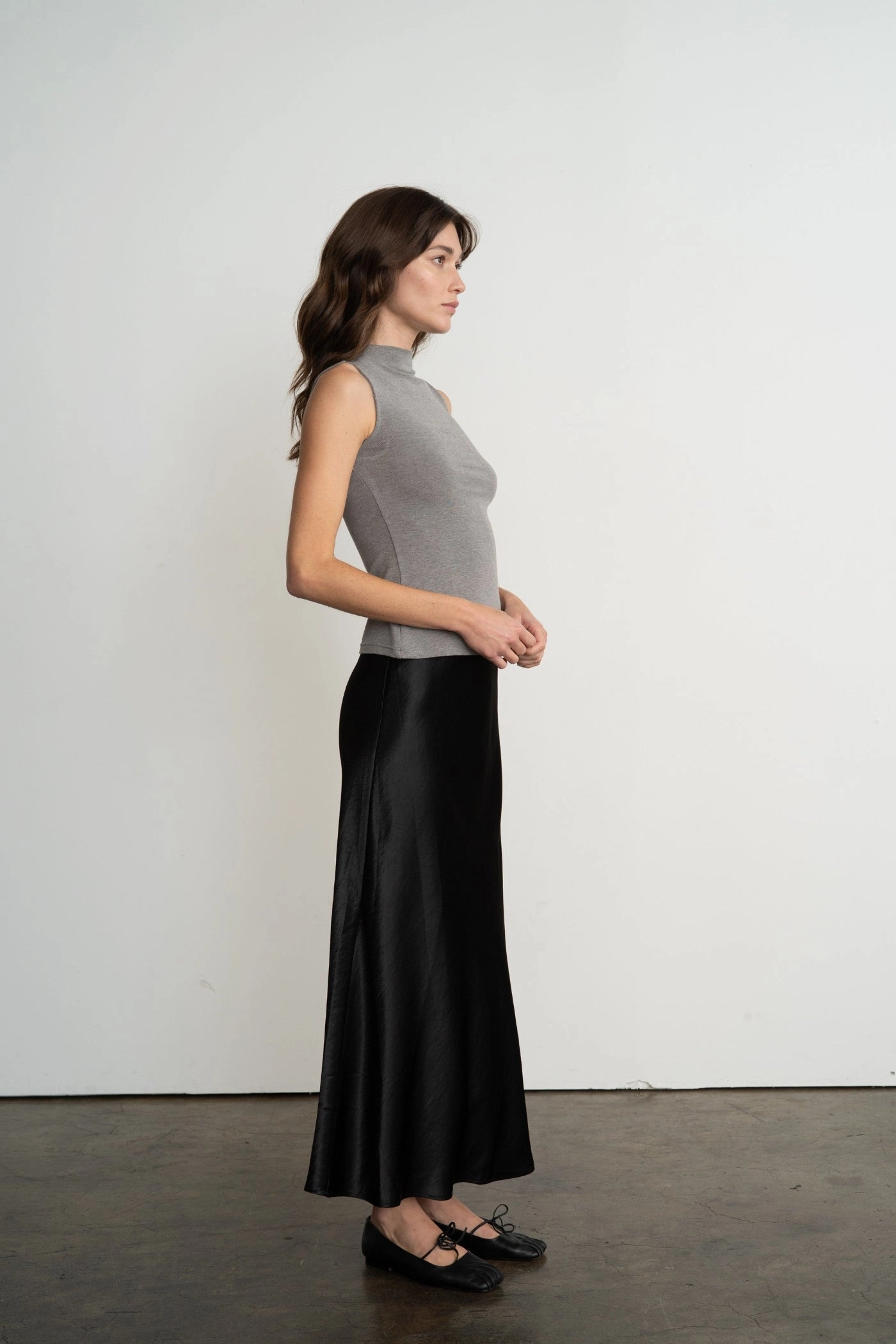 Cozy Movement Flexible Knit SABRINA SATIN LONG SKIRT