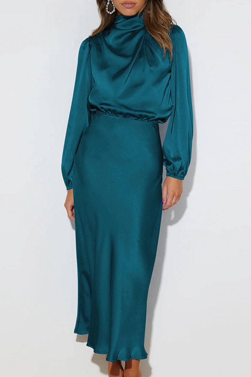 SATIN LONG SLEEVED LOOSE MAXI DRESS Clean Finish Sleek long-sleeve dress