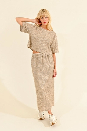 Sequin and Eyelash Skirt in Light Beige Easy Comfort Outfit Mood