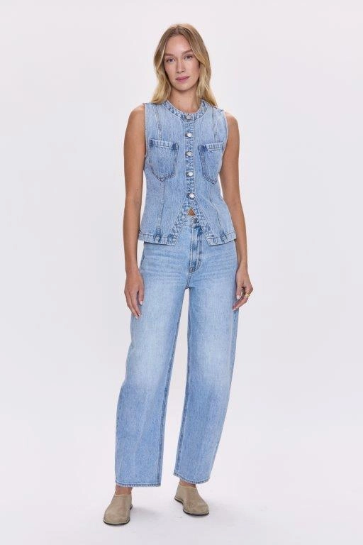 GIA VEST Contrast Stitch Detailing