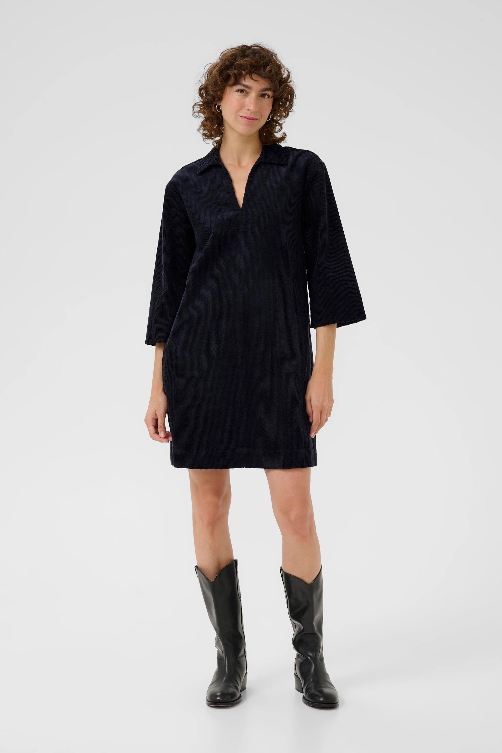 SHARRI CORD DRESS Perfect Shape Vibrant Waist Fit