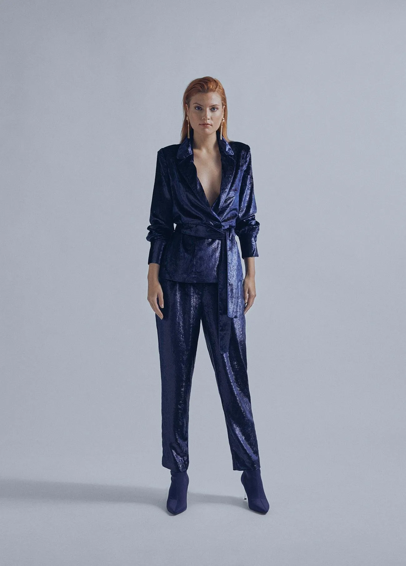 Shiny effect velvet trousers