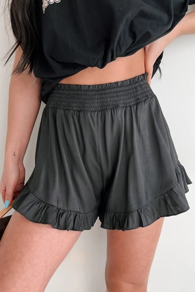 Cozy Fit Durable Stitching Silk & Spice Ruffle Hem High Rise Shorts (Black)