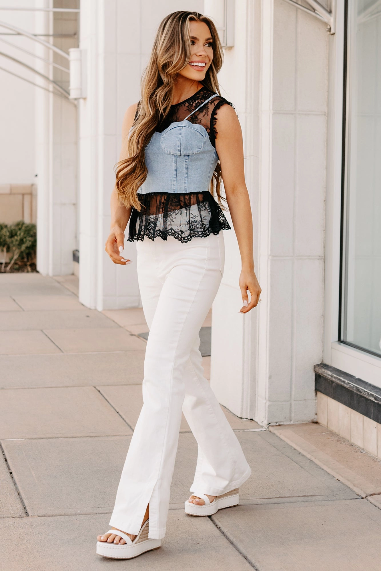 Claudette High Rise Flare Judy Blue Jeans (White) Sustainable Fabric Slim Look