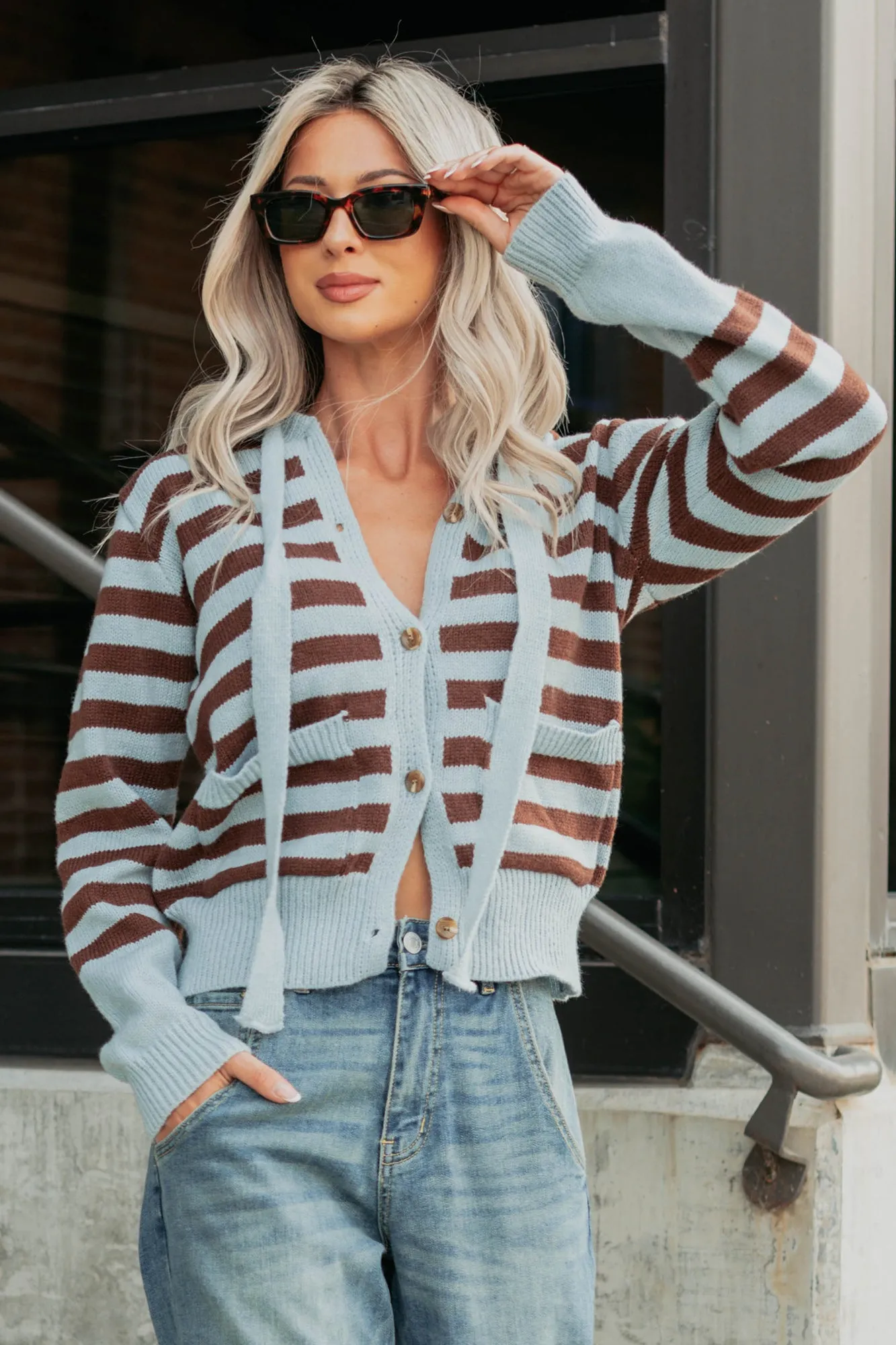 Bonded Hemline Sinking In Striped Knit Hooded Cardigan (Light Blue)