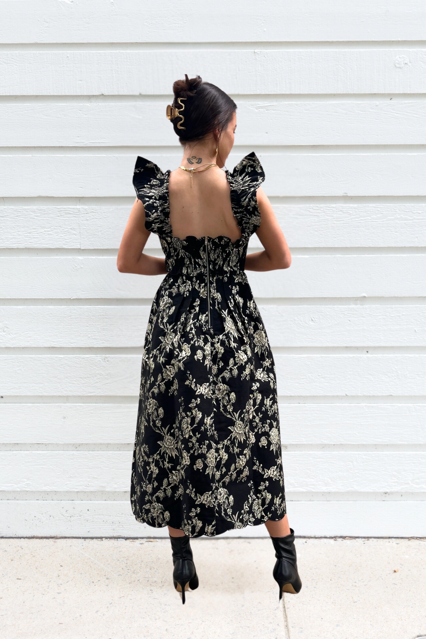 Flattering Waistband Fit Refined fit MARLEY MIDI DRESS