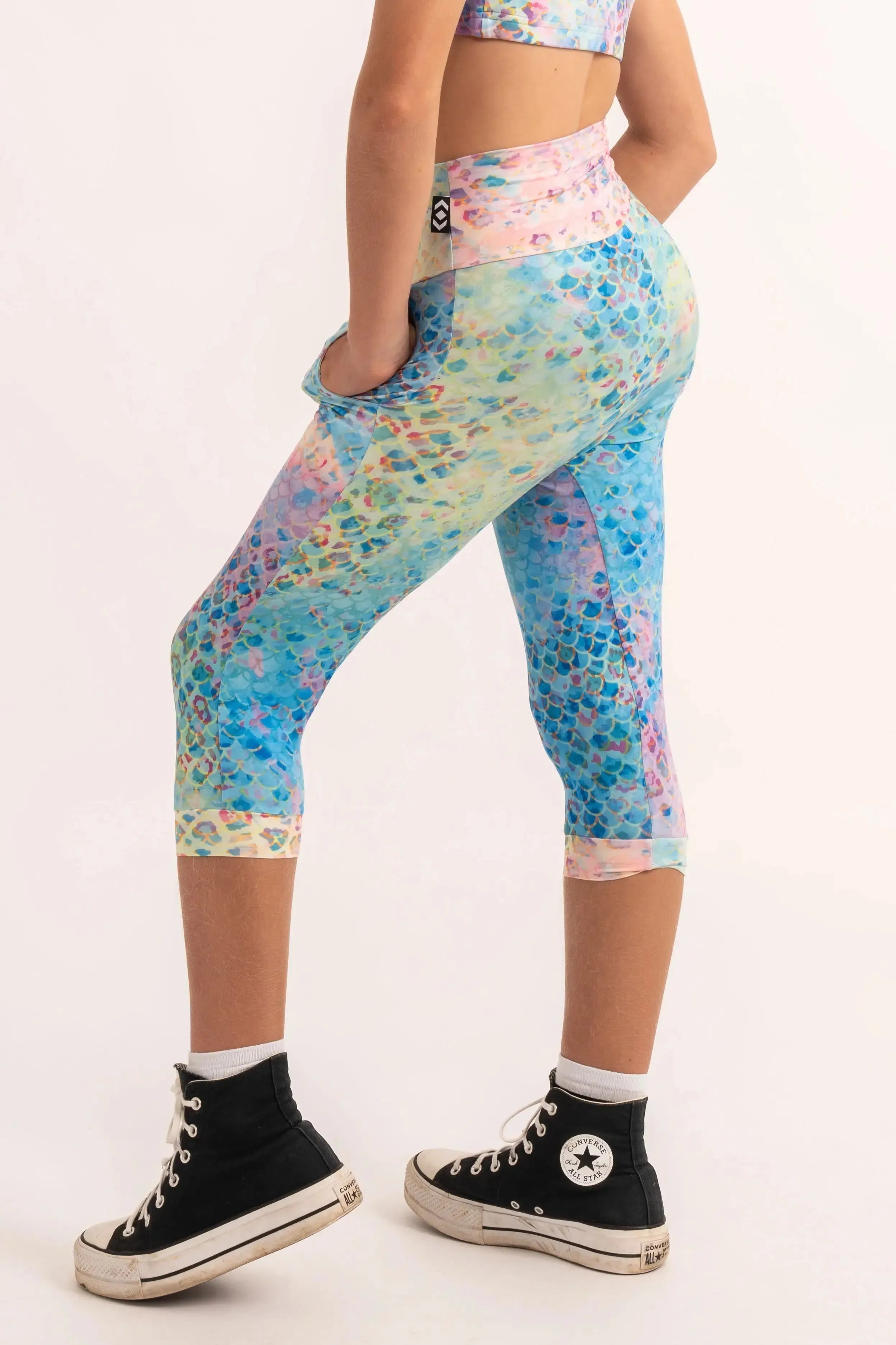 Soft To Touch Kids Jogger Capris - Mermaid Jag