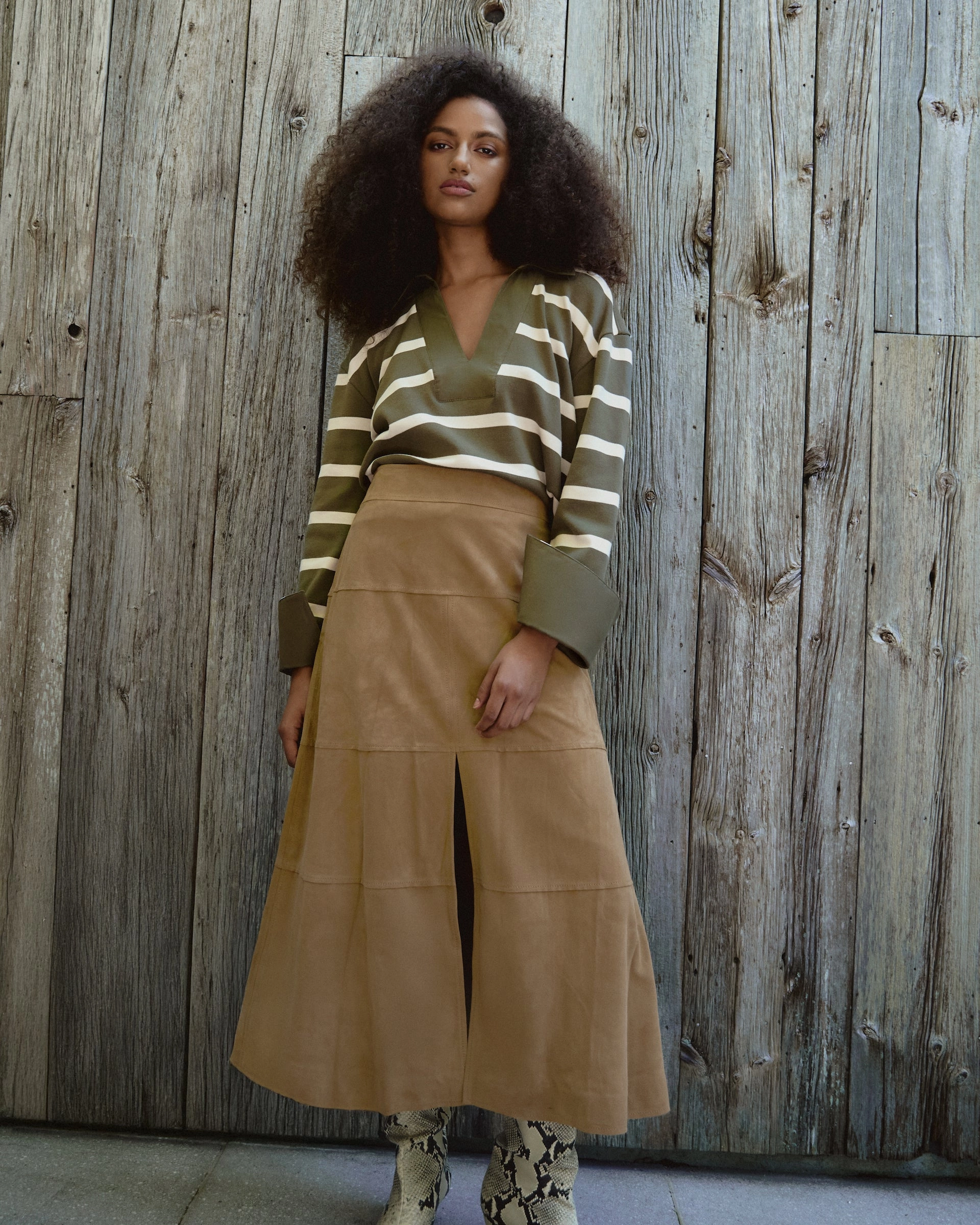 Suede Hudson Skirt Moisture Lock Technology