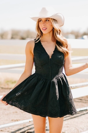 Light Coral Scene Stealer Sleeveless Lace Mini Dress (Black)