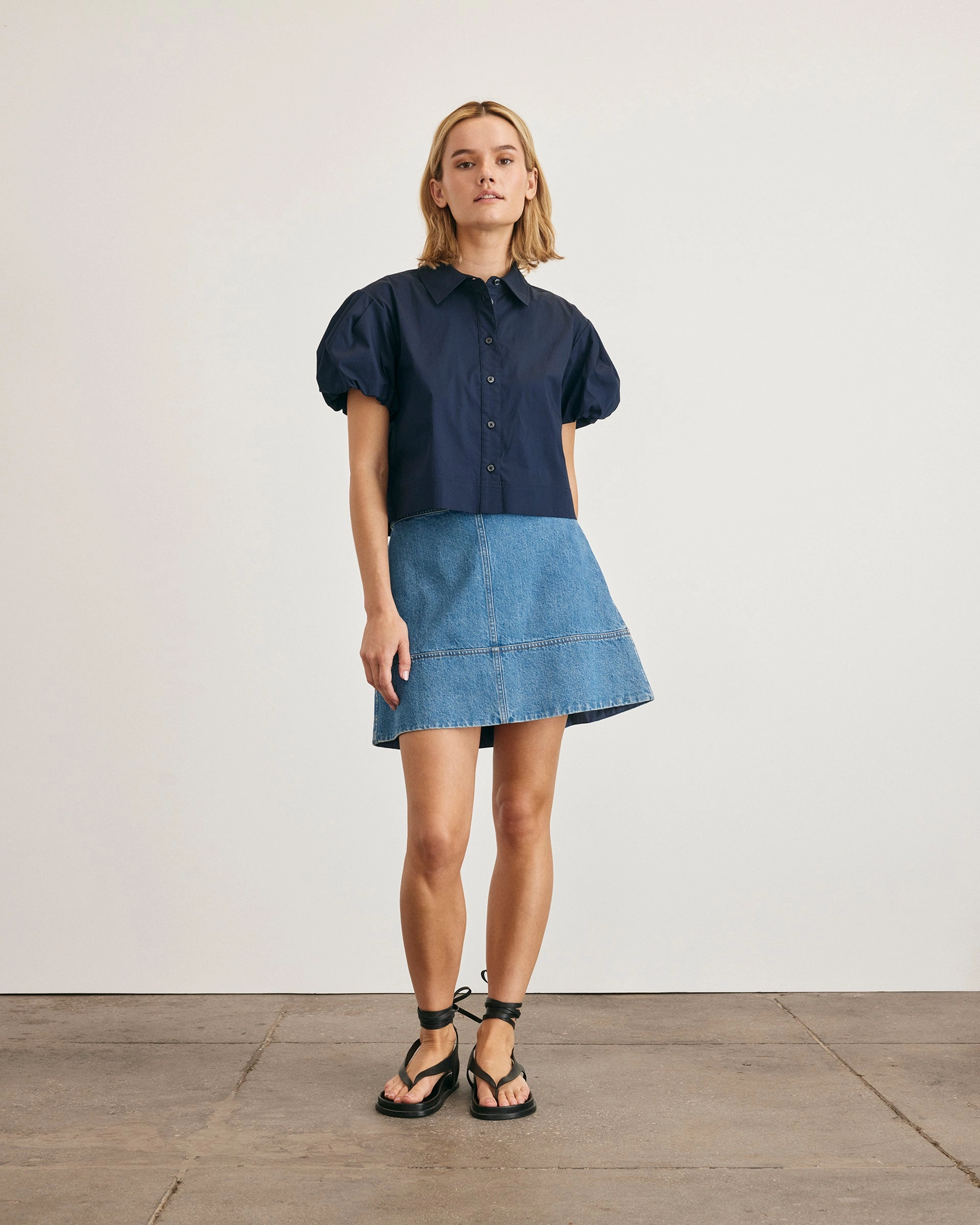 BrushedInnerLining Multi Pocket Configuration Elza Top