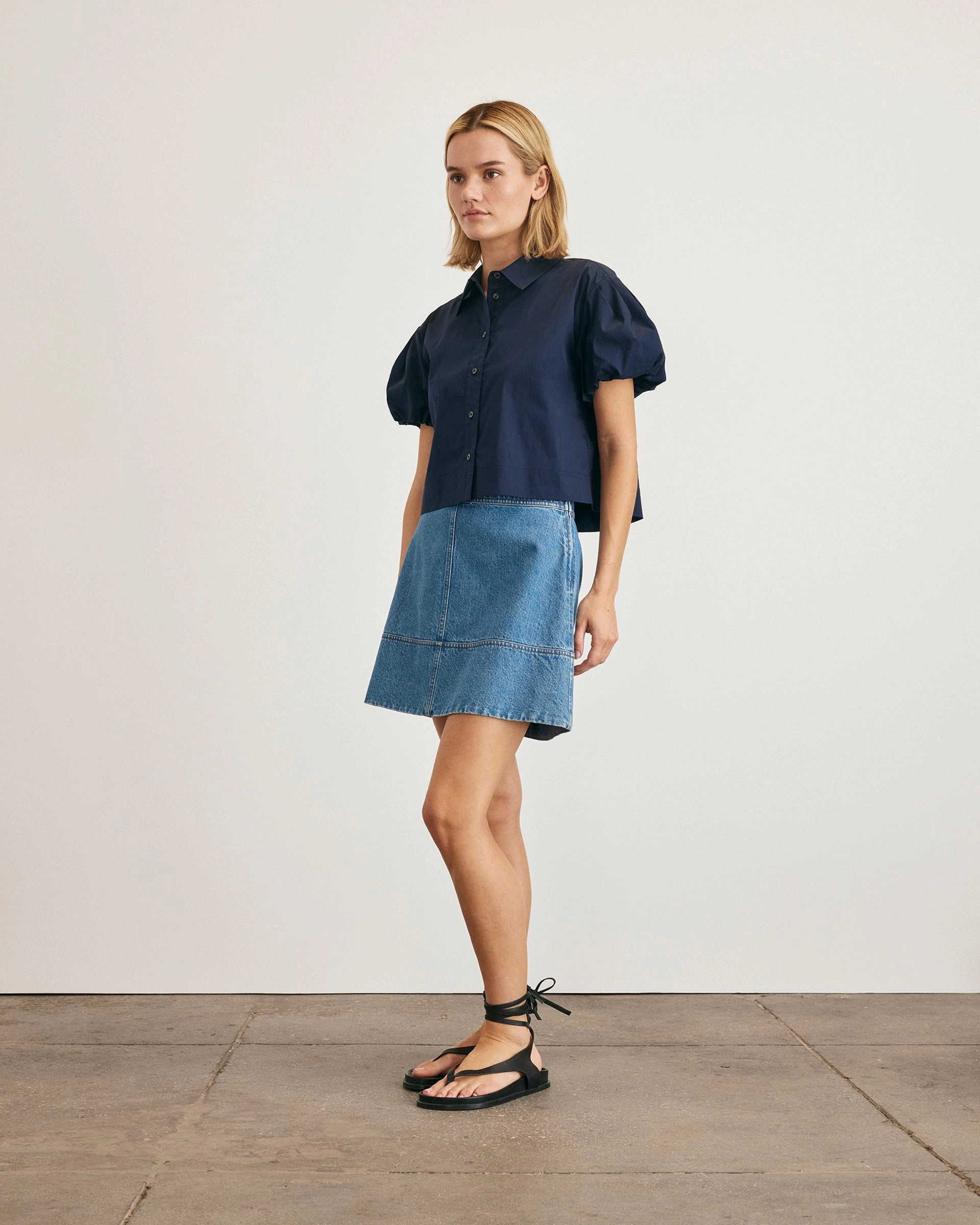 Elza Top Ribbed Neckline