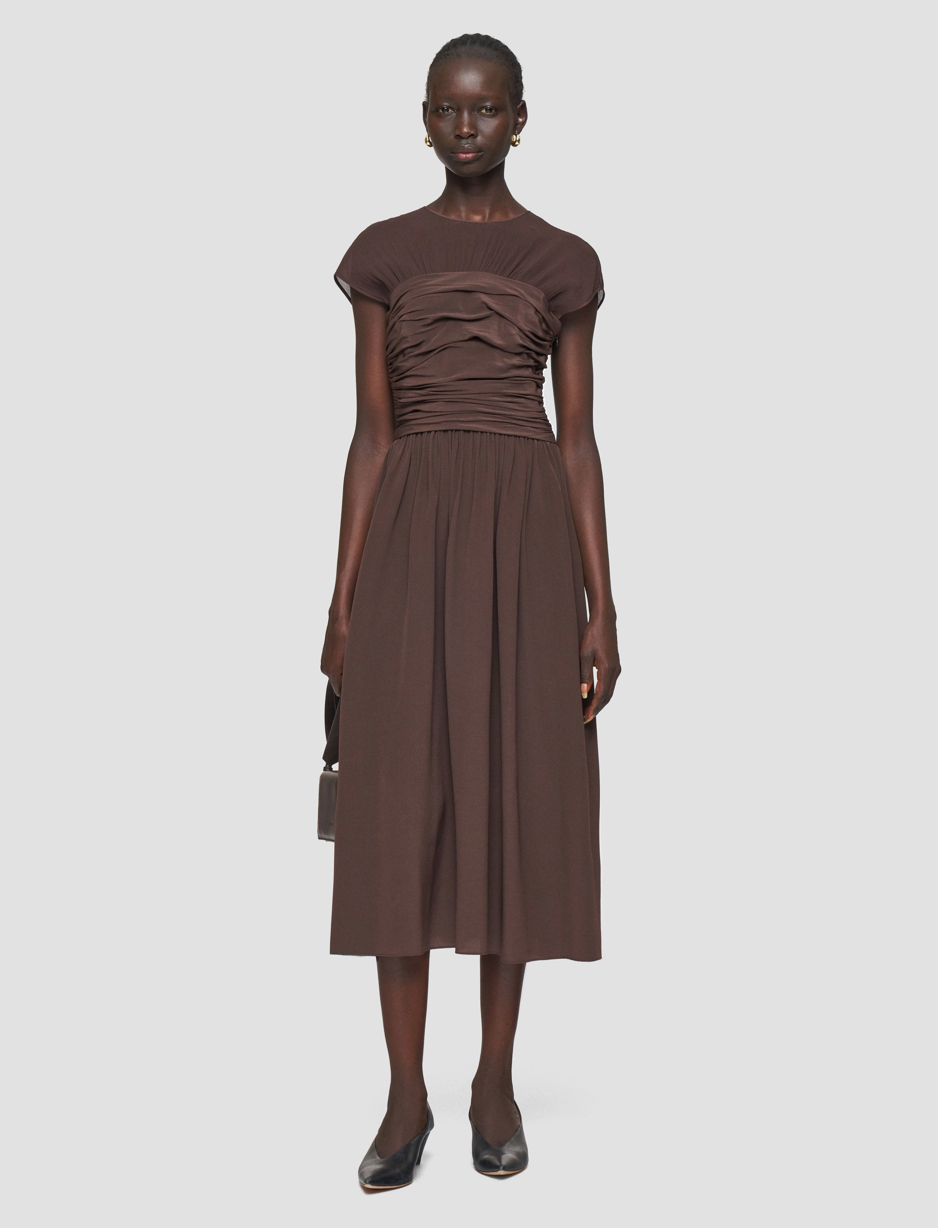 Smart Design Front-Pocket Sophe Crepe de Chine Dress