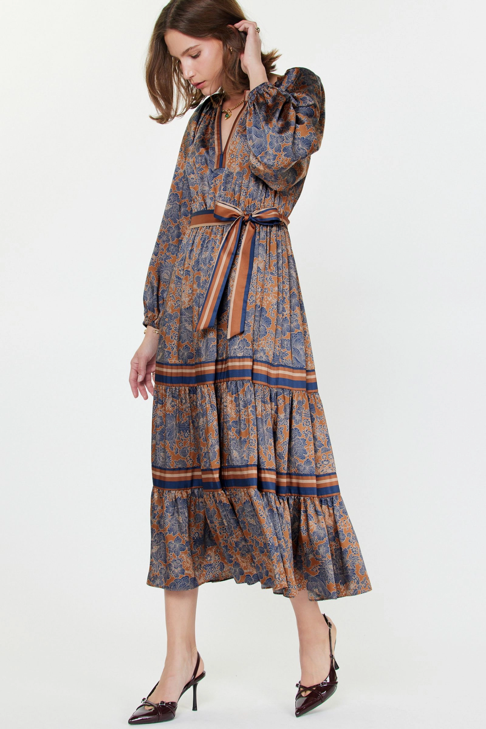 Embroidered-Sleeve cut out SPLIT NECK PRINT DRESS