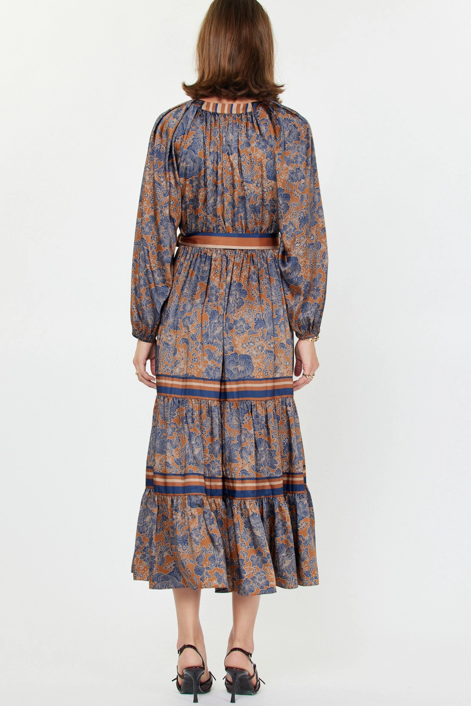 Cool Form SPLIT NECK PRINT DRESS