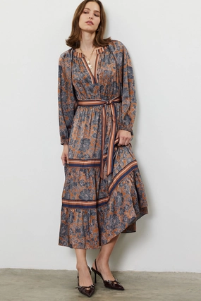 SPLIT NECK PRINT DRESS Vibrant Waist Fit