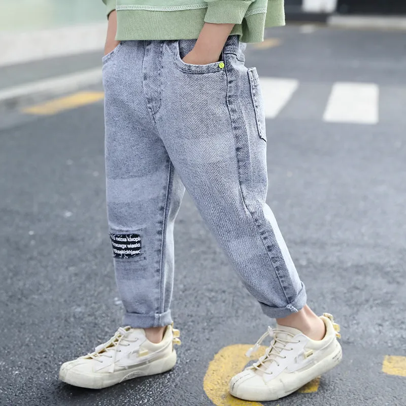Spring and Autumn Light-Colored Jeans