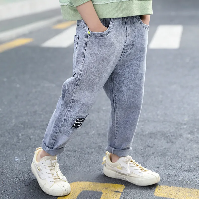 Spring and Autumn Light-Colored Jeans