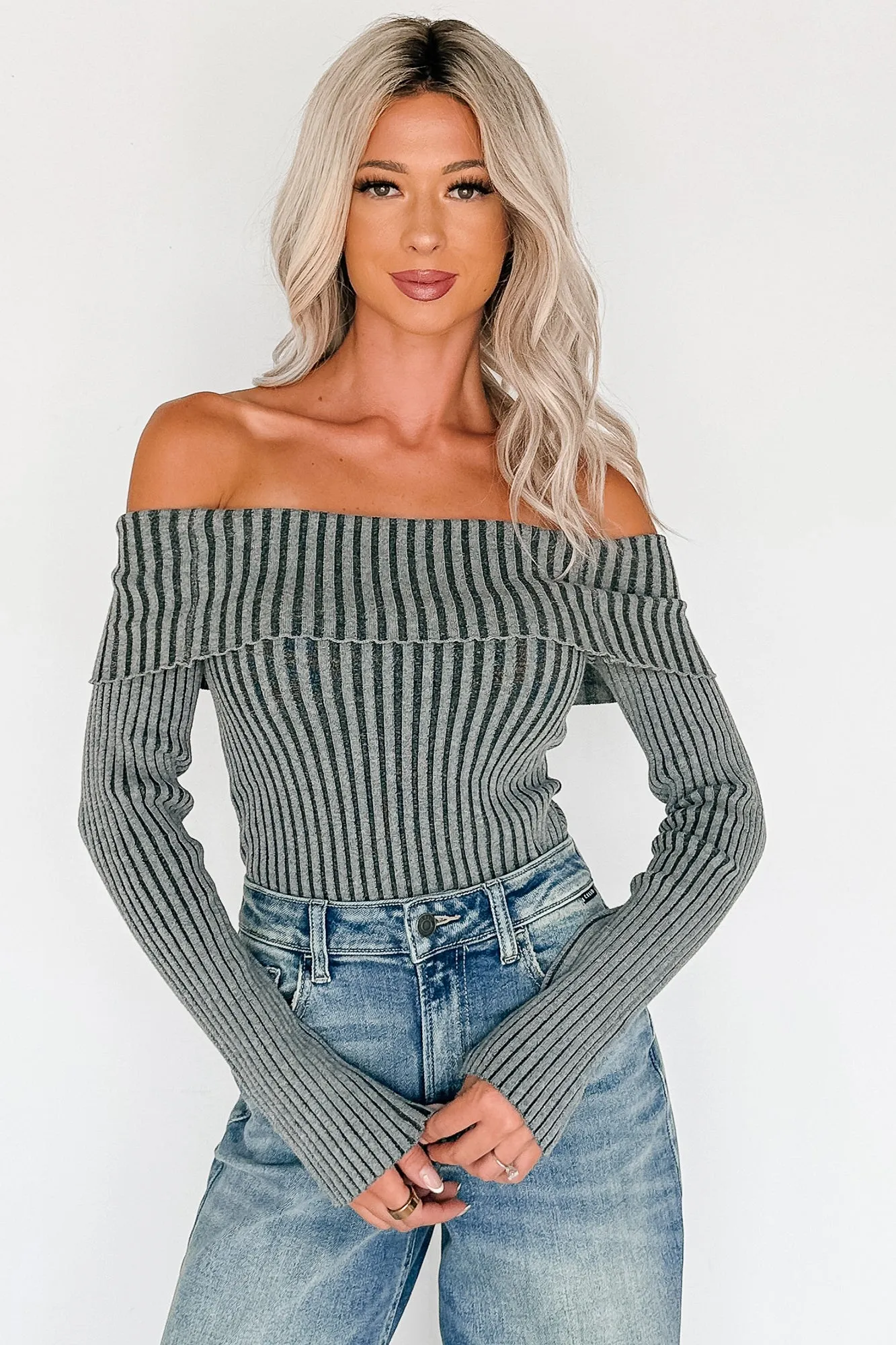 Stylish Jacket Steal The Moment Off The Shoulder Ribbed Knit Top (Charcoal)